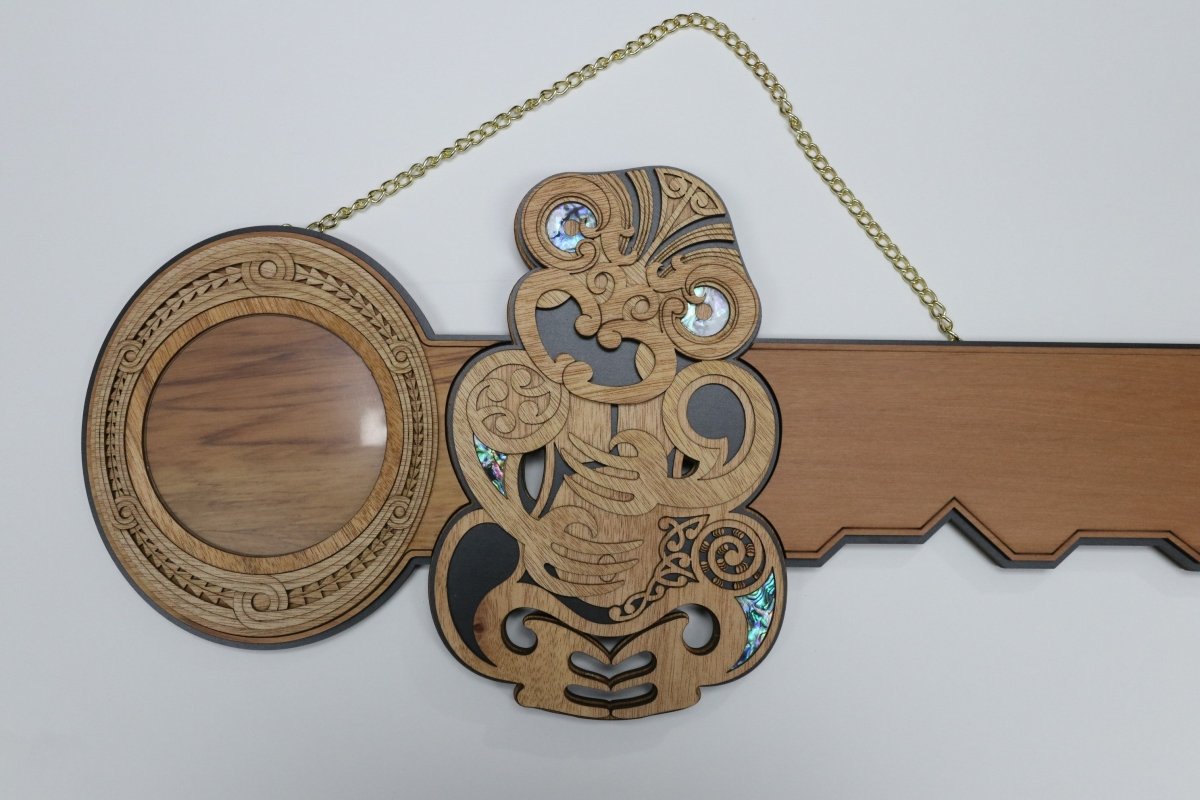 21st Celebration Key Hei Tiki design 21TK-1