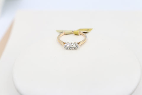 9ct Gold three stone Diamond Ring SYR3675