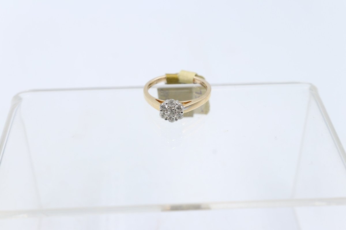 9ct Gold Genuine Diamond Cluster ring TDW 0.35ct SYR3668