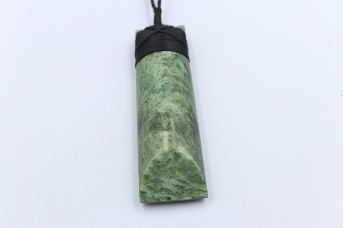 New Zealand Greenstone Hei Toki Kahurangi Stone