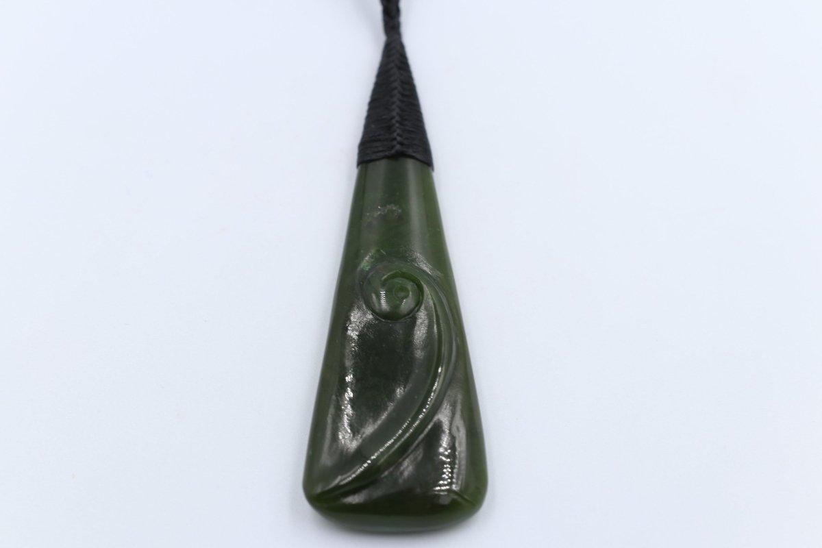 New Zealand Greestone Drop with Koru