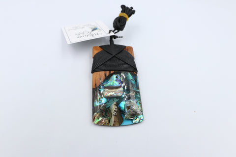 Paua set Toki Pendent with Resin and wood