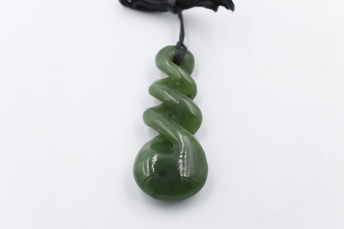New Zealand Greenstone Triple Twist HPN328