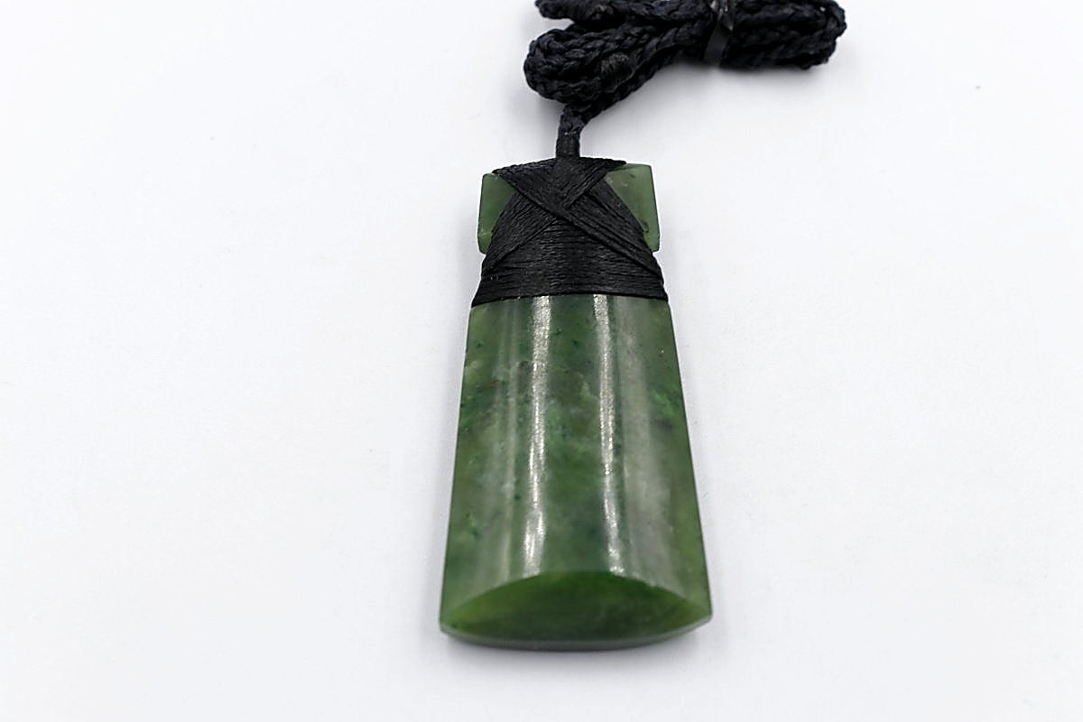 New Zealand Greenstone Toki GC029