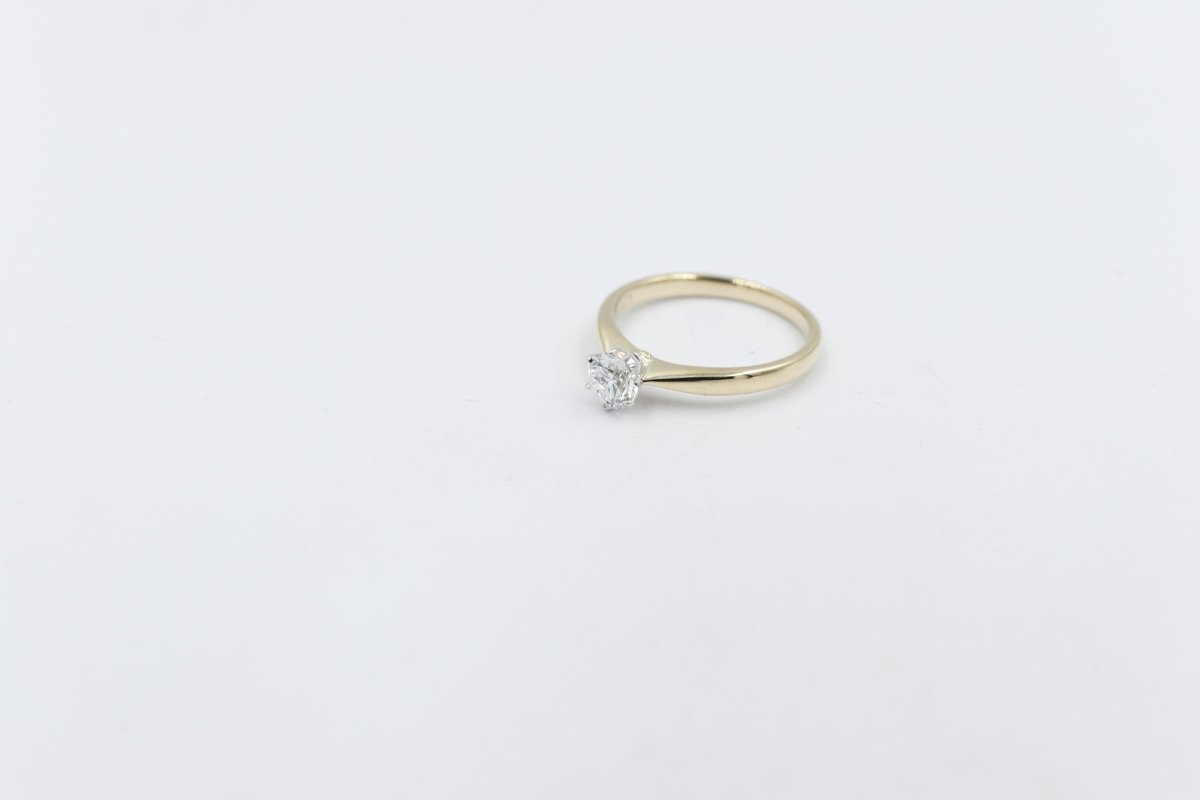 9ct Gold with White Gold Claws 0.53ct Solitaire Ring SYR2288