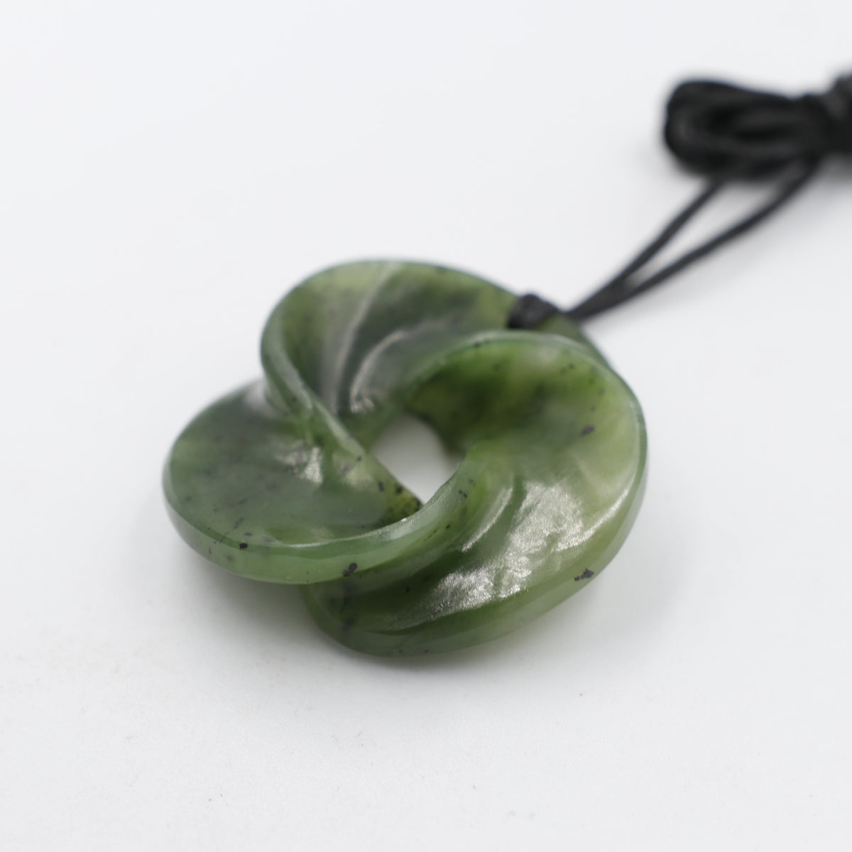 New Zealand Greenstone Moebius Ribbon HPN140