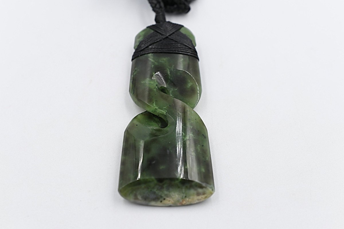 New Zealand Greenstone Toki Twist 75mm FP35