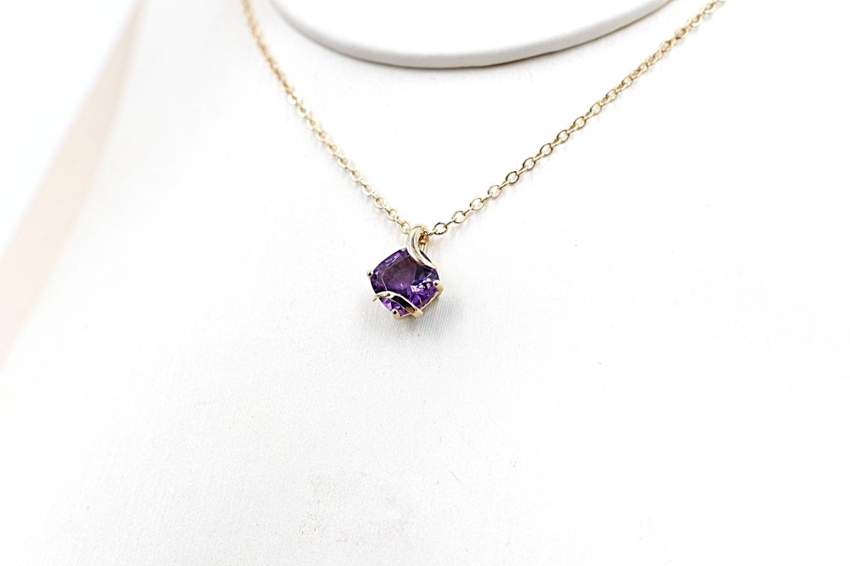 9ct Gold set Amethyst Pendent 5P0281