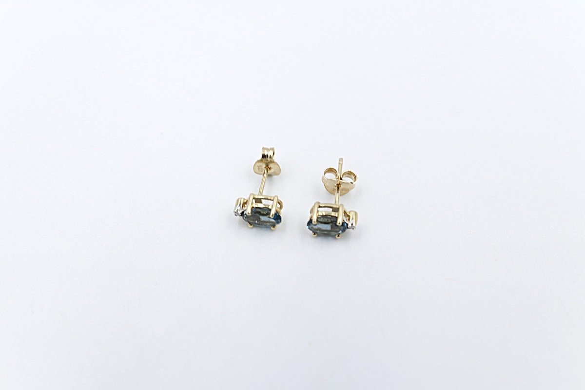 9ct Gold Genuine London Blue Topaz Earrings 5ER0446