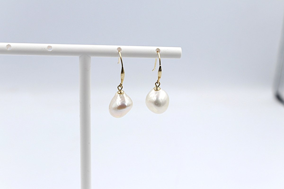 9ct Gold set Fresh water baroque Pearl drop Earrings SP02