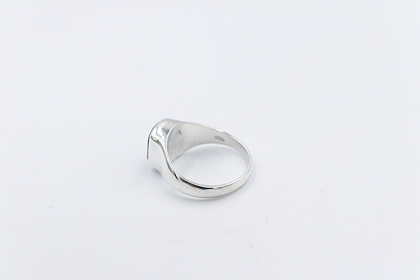 Stg Silver Ring with Greenstone ALX138