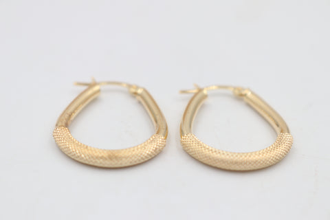 9ct Gold Pattern centre Hoops 20mm GE003