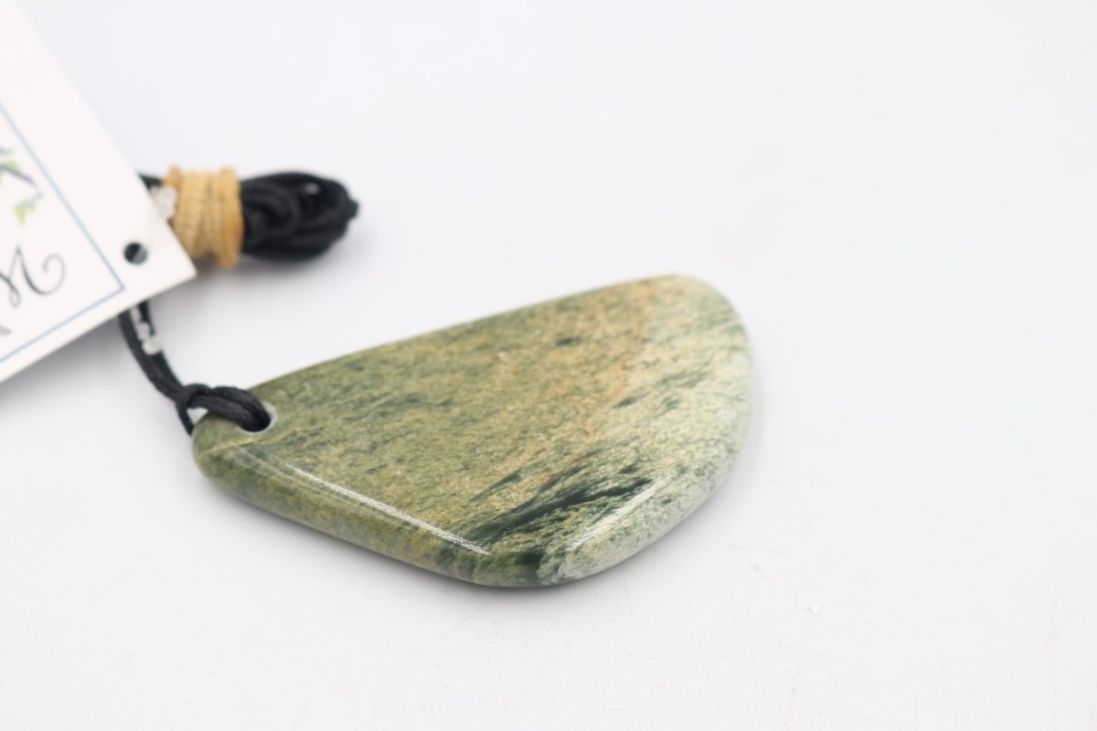 New Zealand Marsden Greenstone Drop WT35M