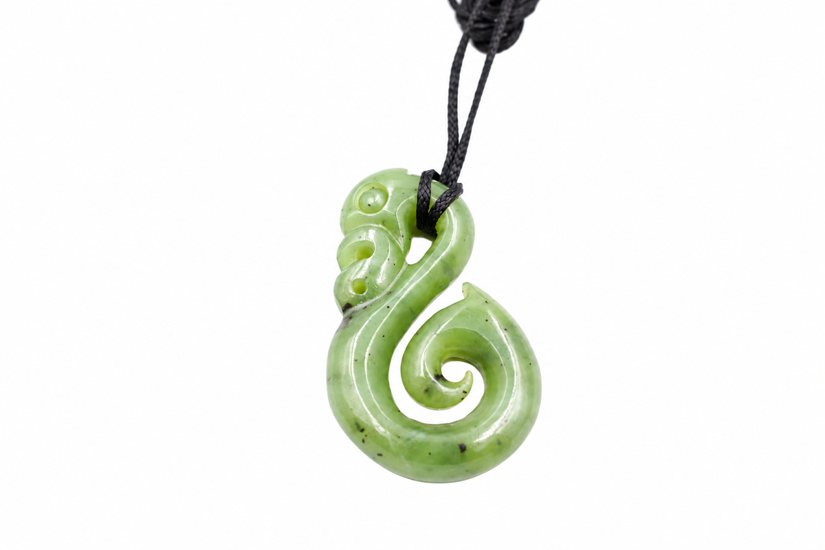 New Zealand Greenstone Manaia HPN513
