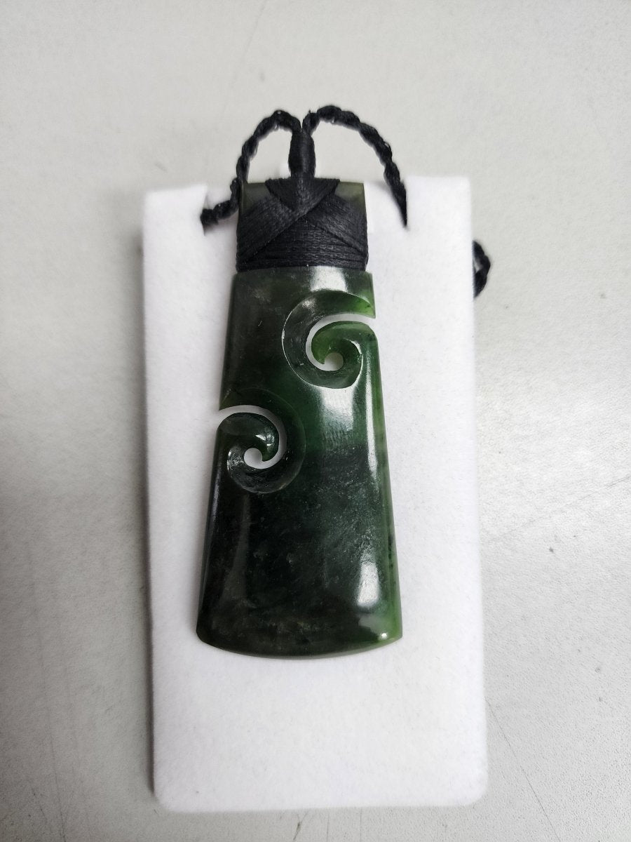 New Zealand Greenstone Toki Koru HPFF75K