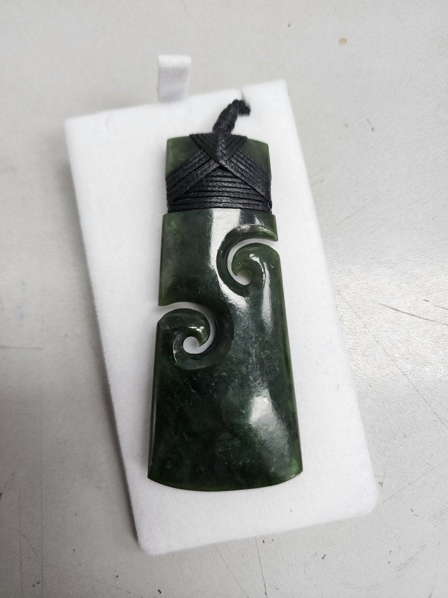 New Zealand Greenstone Toki Koru HPFF75K