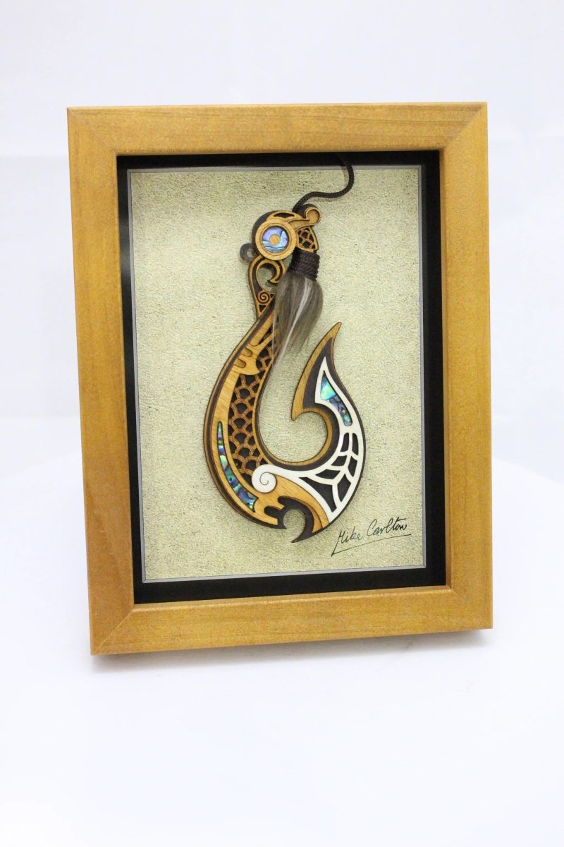 Large Framed Hook FRHK
