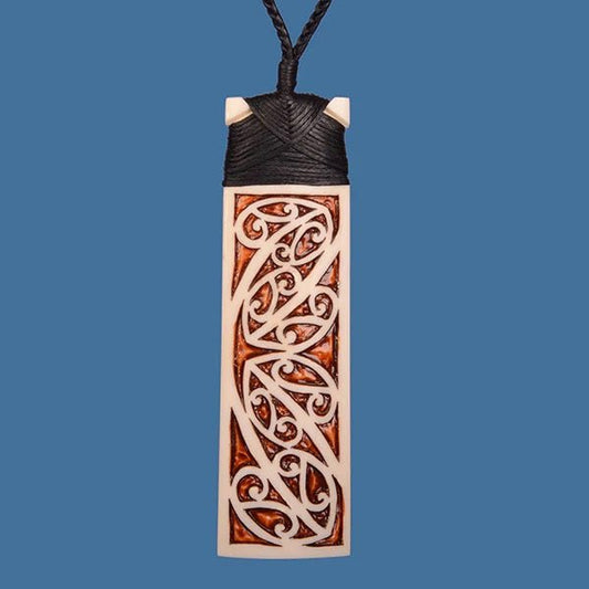 Kowhaiwhai Design Stained Bone Toki BT013