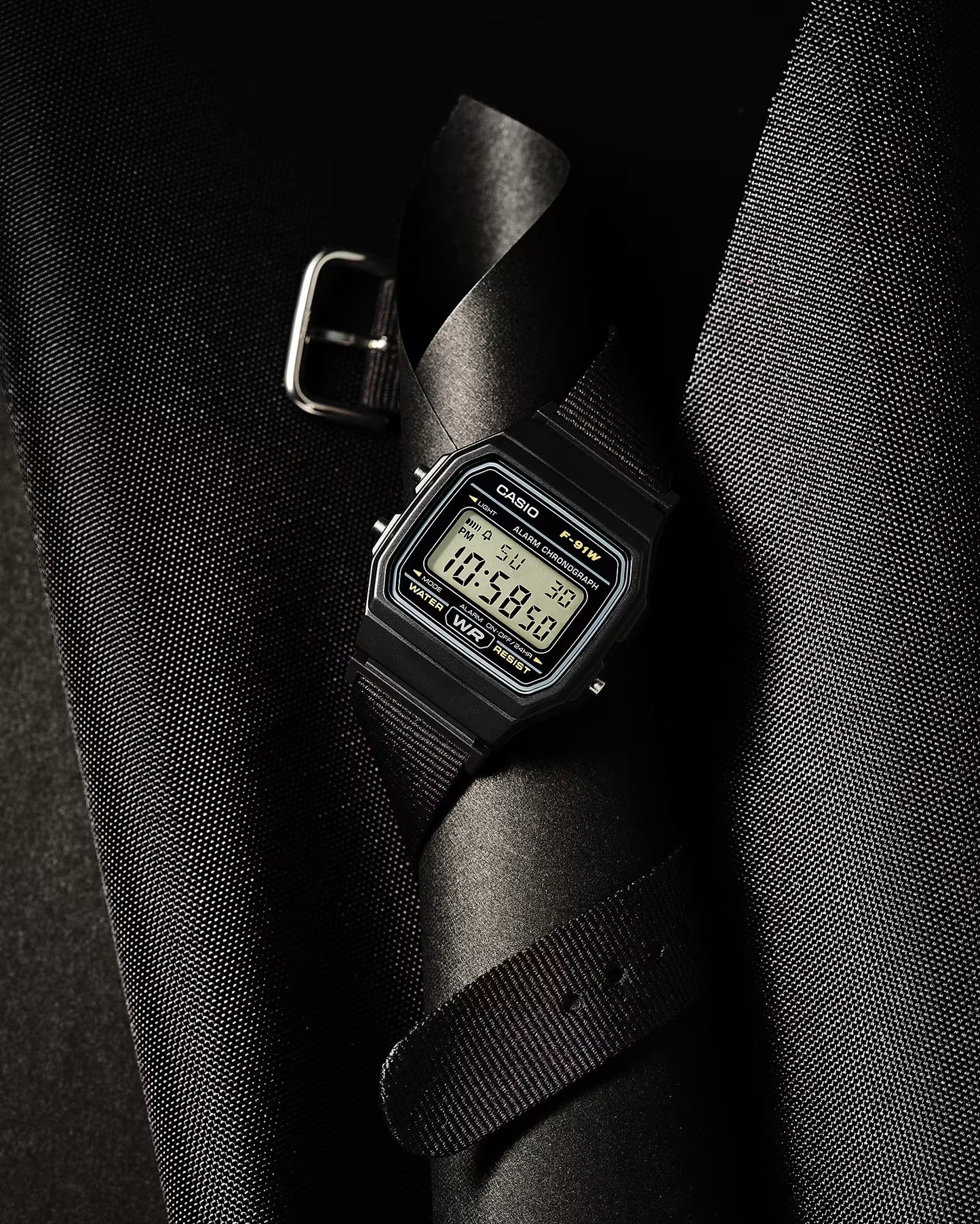 Casio Mens Digital Retro Cloth Band F91WF-1A