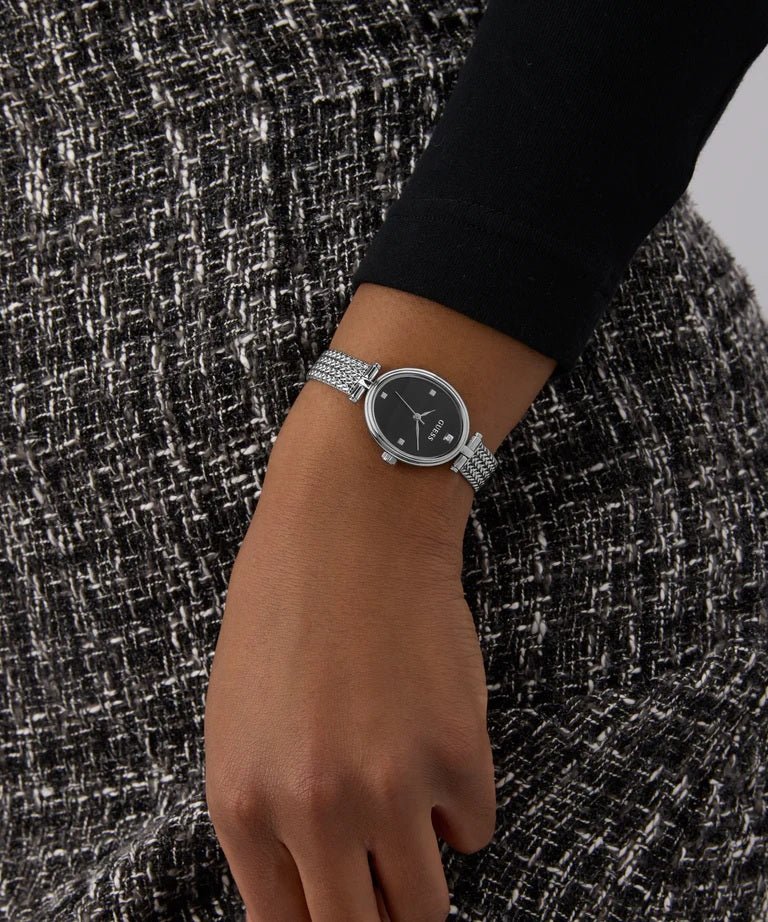 GUESS Ladies Ruby Silver Tone Analog Watch gw0935L1