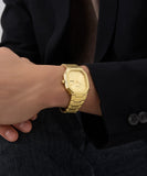 GUESS Mens Gold Tone Date Watch GW0978G2