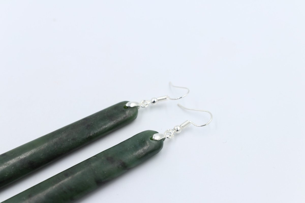 NZ Greenstone Earrings Drop Set in Stg Silver