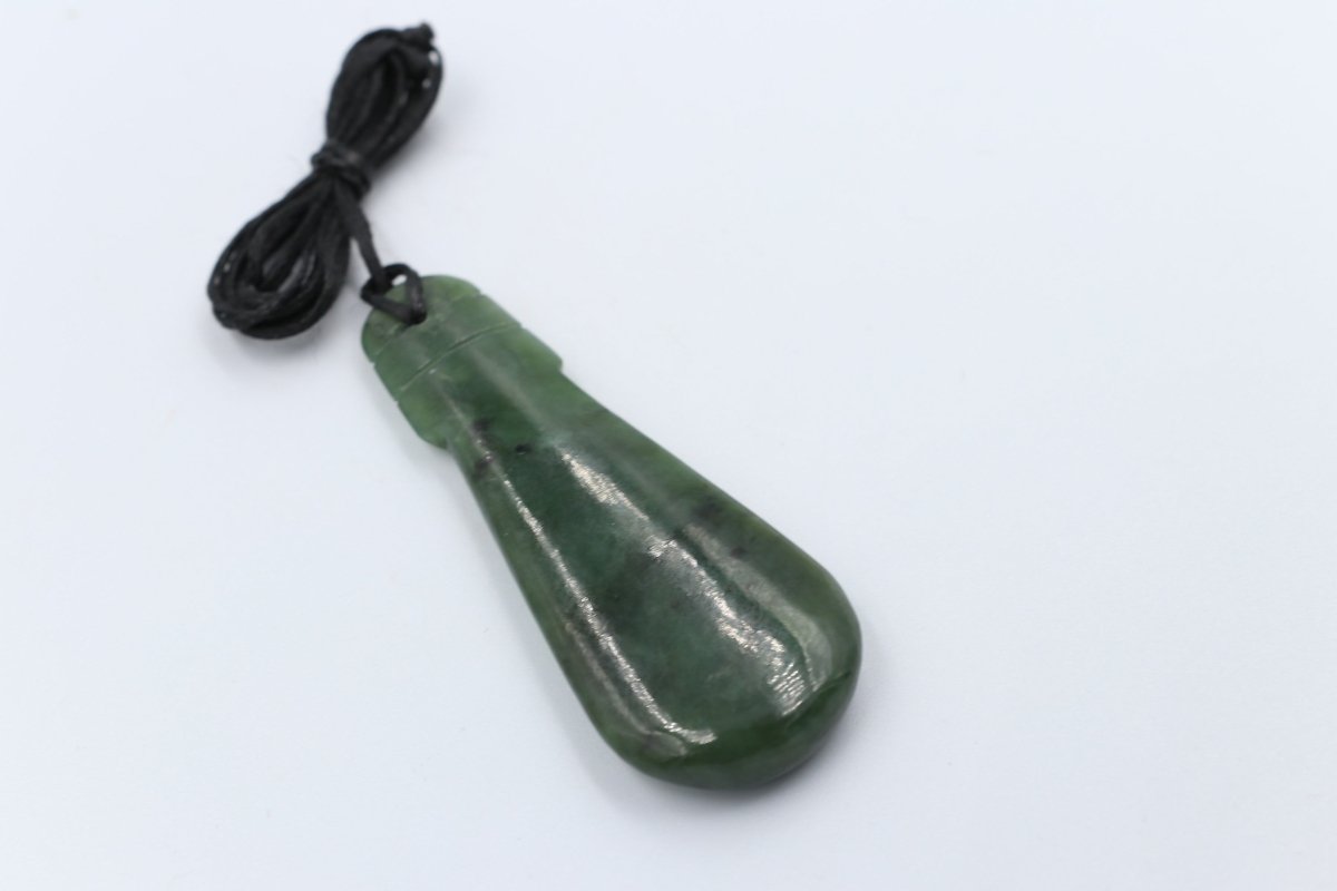 New Zealand Greenstone Mere 65mm