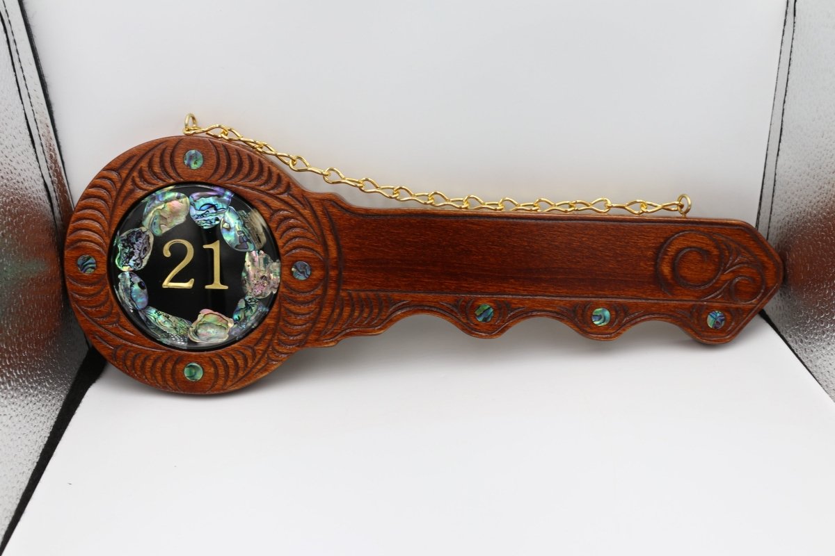 Native Wooden 21st key WM422