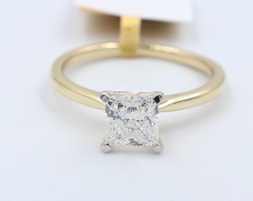 14ct Yellow Gold Lab Grown Solitaire Princess cut Diamond Ring TDW 1ct
