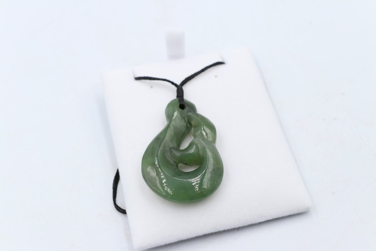 New Zealand Greenstone Fish Hook MJ34