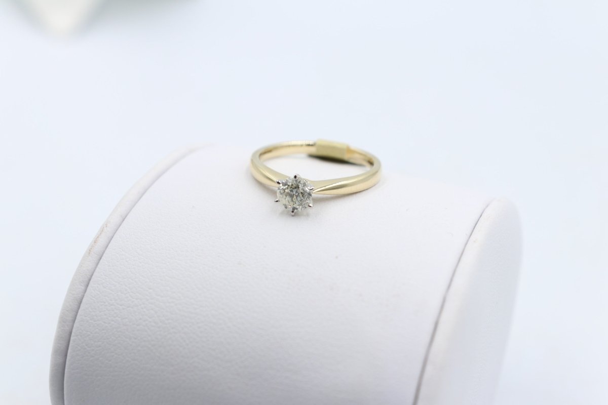 9ct Gold CZ Solitaire Ring SYR2288