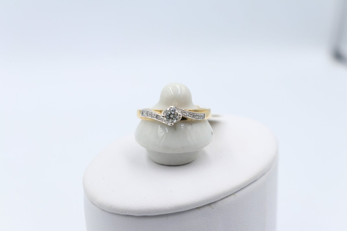 18ct Gold Diamond Solitaire ring TDW 0.30ct SYR2182