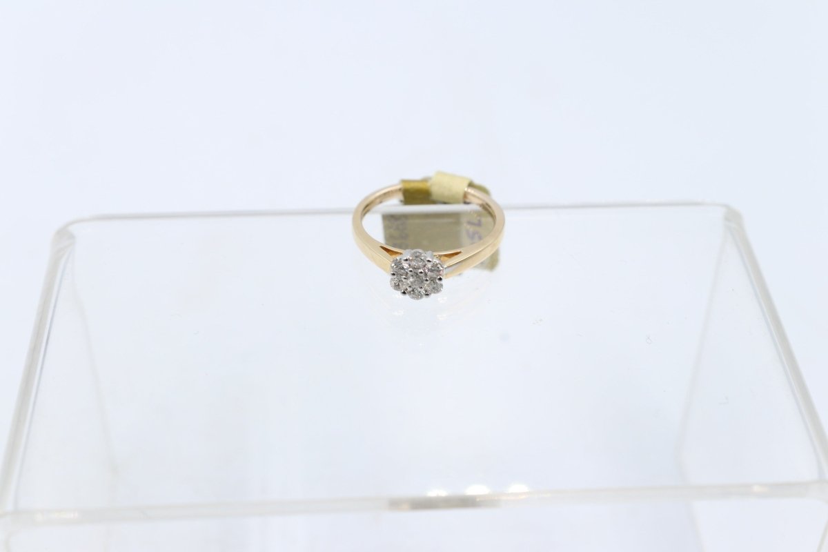 9ct Gold Genuine Diamond Cluster ring TDW 0.35ct SYR3668