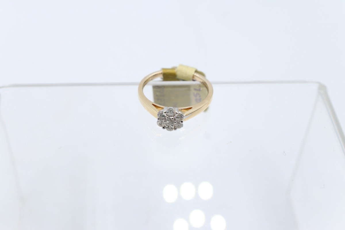 9ct Gold Genuine Diamond Cluster ring TDW 0.35ct SYR3668