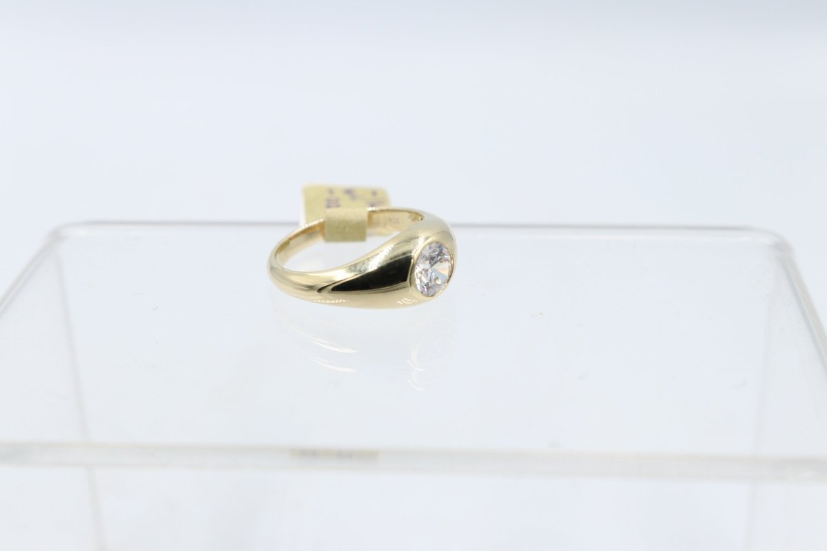 9ct Gold Dome Ring with CZ SYR2208