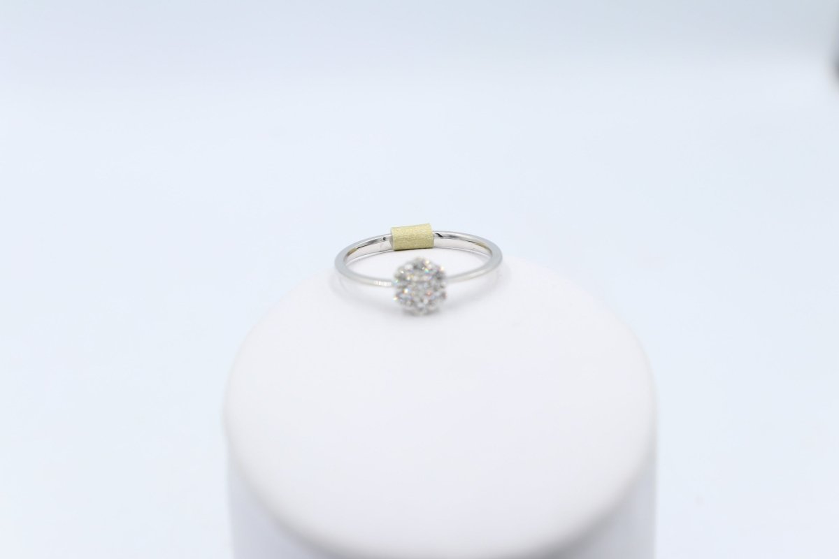 9ct WHITE Gold Diamond Cluster ring TDW 0.25ct SYR7969W