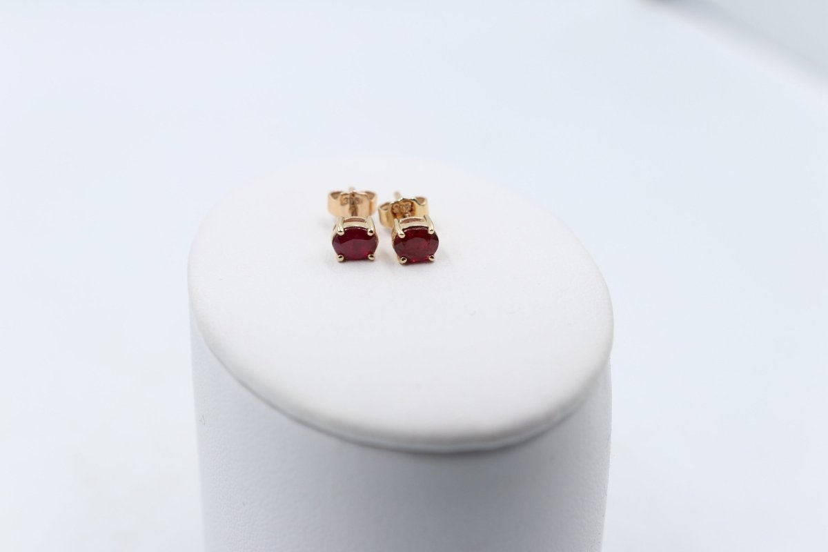 9ct Gold Genuine Ruby Stud Earrings SERUBY