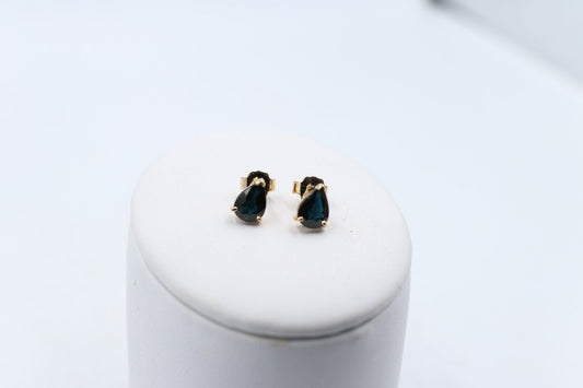 9ct Yellow Gold sapphire studs SYE467S
