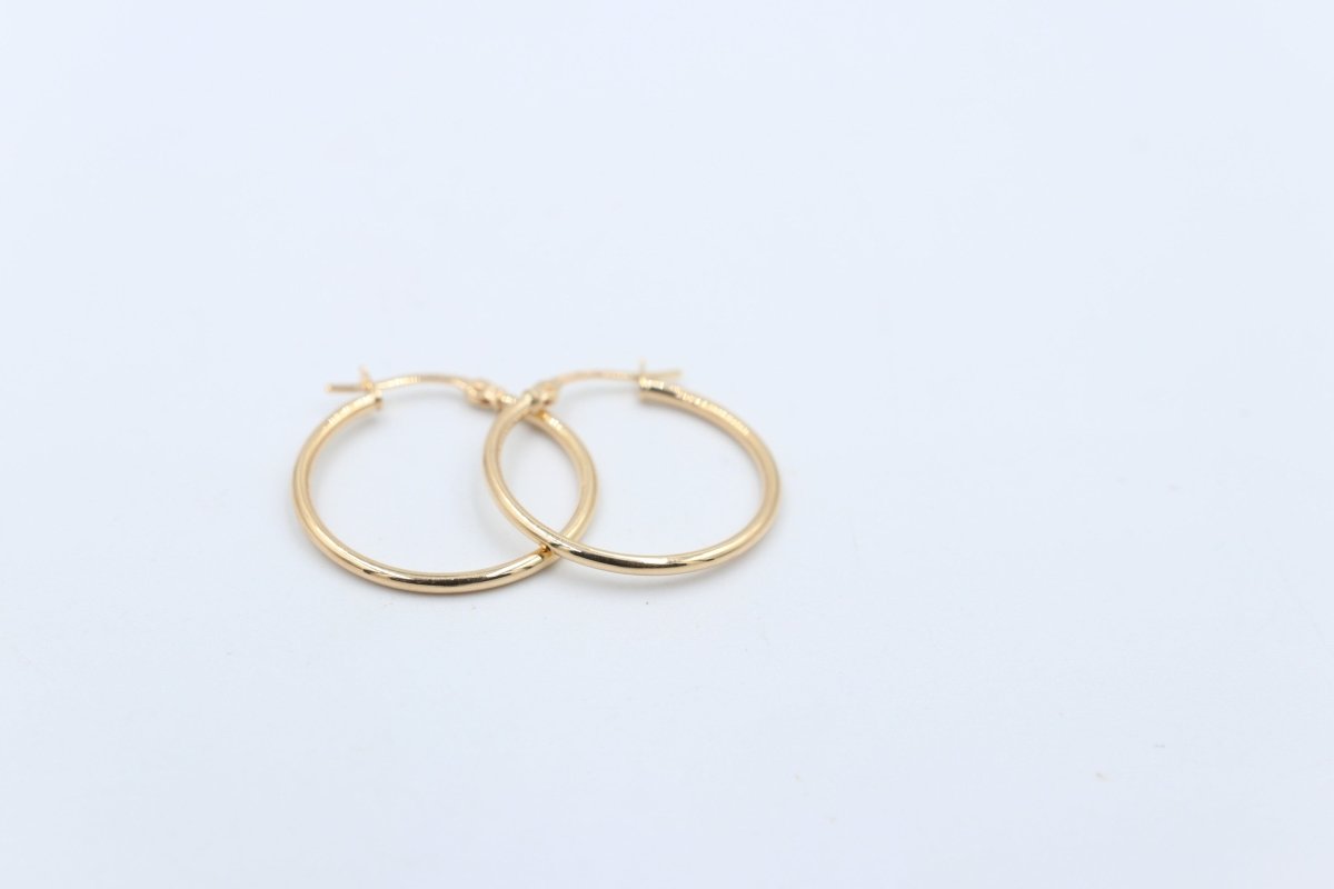 9ct Gold rounded Plain 1.5mm tube  Hoop 200BC527/99