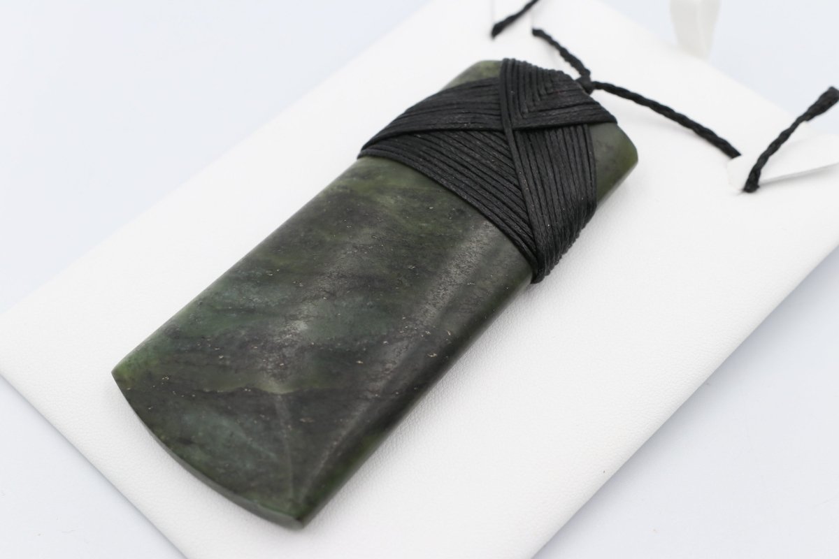 New Zealand Greenstone Toki  95mm
