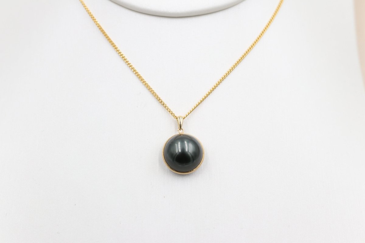 18ct Gold set Tahitian mabe pearl Pendent 10-11mm