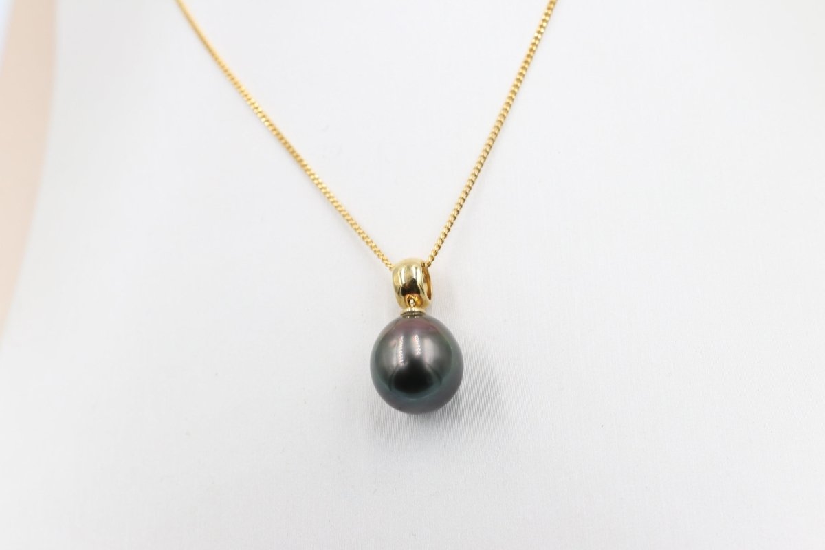 18ct Gold set Tahitian pearl Pendent 12-13mm