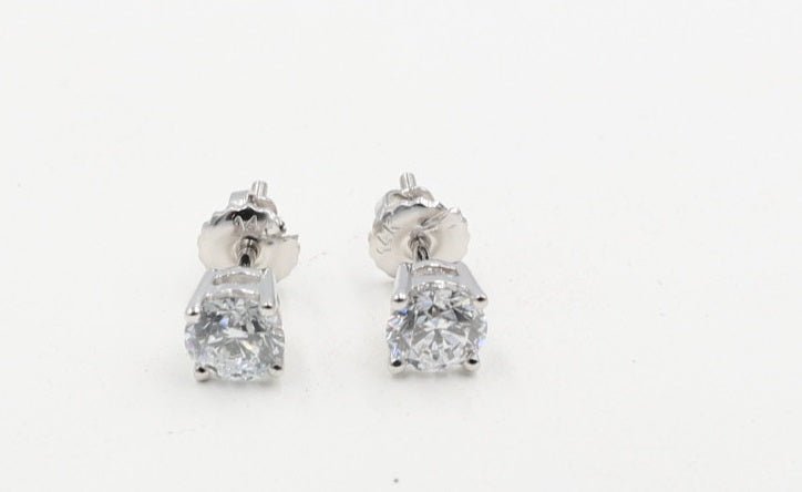14kt Gold Set Lab Grown Diamond Stud Earrings 1carat