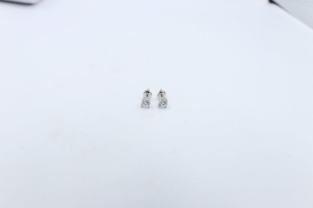 14kt Gold Set Lab Grown Diamond Stud Earrings 1carat