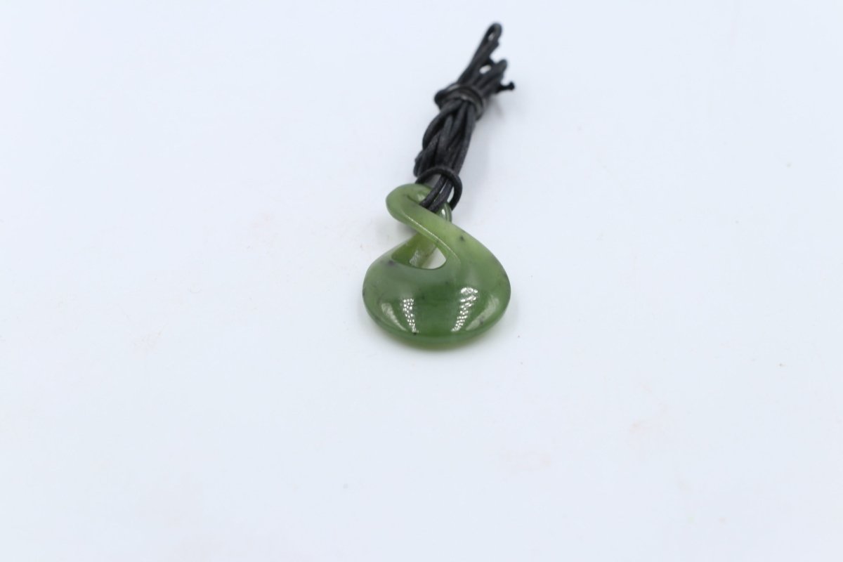 New Zealand Greenstone Twist