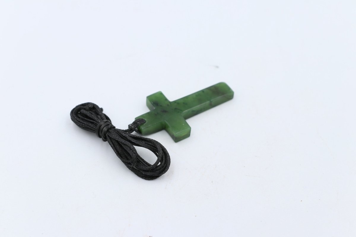 New Zealand Greenstone Cross