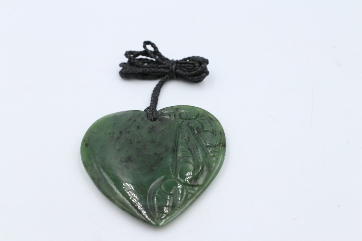 New zealand Greenstone Heart With Engraving