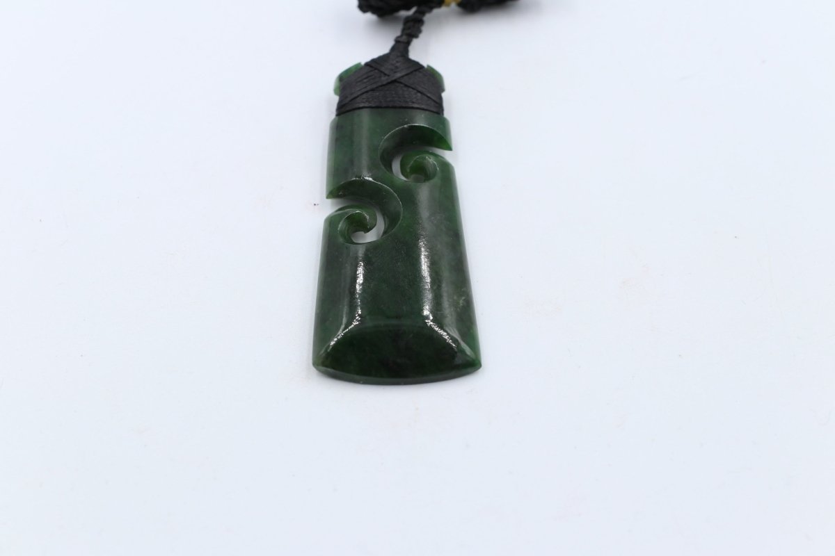 New Zealand Greenstone Toki Koru HPFF75K