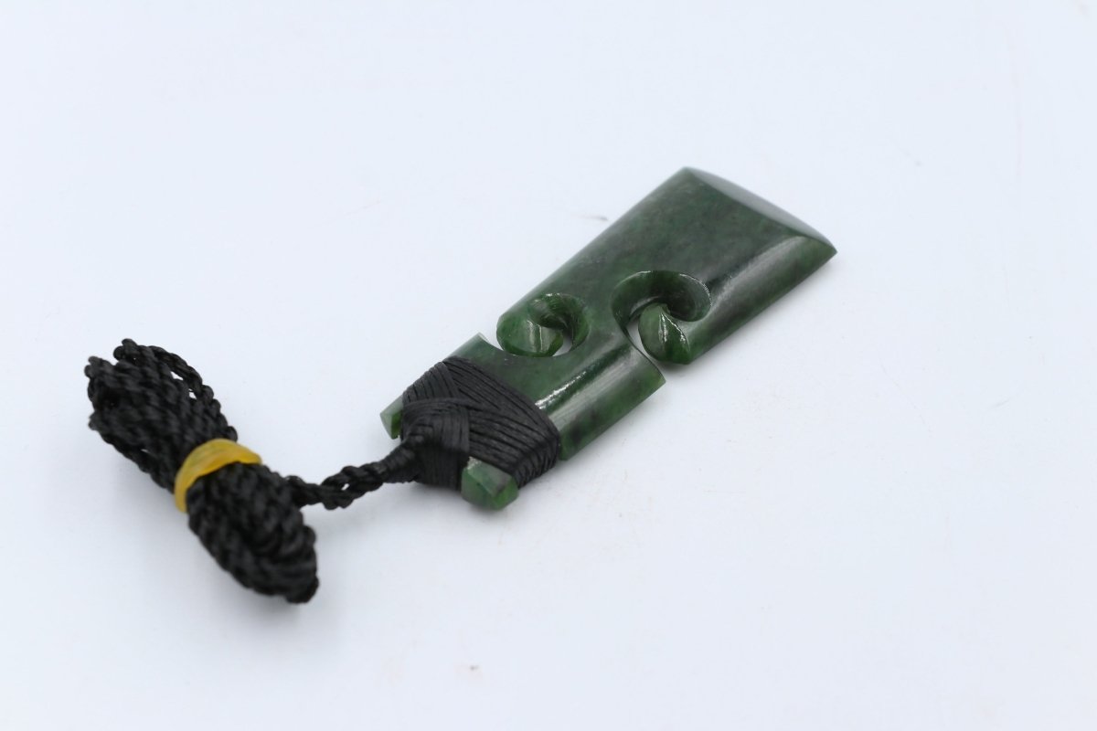 New Zealand Greenstone Toki Koru HPFF75K