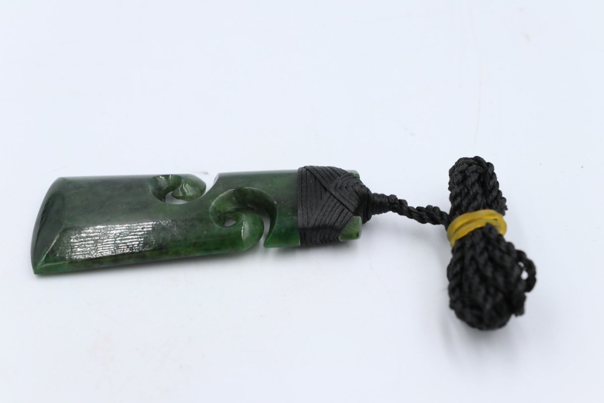 New Zealand Greenstone Toki Koru HPFF75K